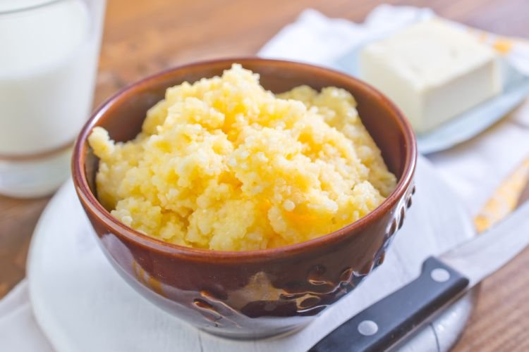 Gachas de sémola de maíz