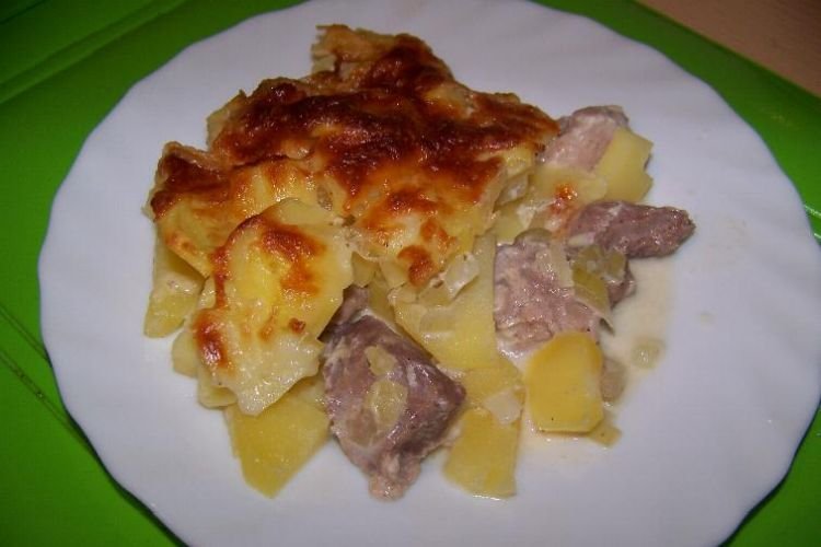 French-Style Meat with Potatoes and Pickled Cucumbers