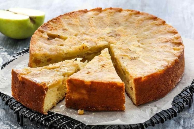 Pastel de requesón y manzana