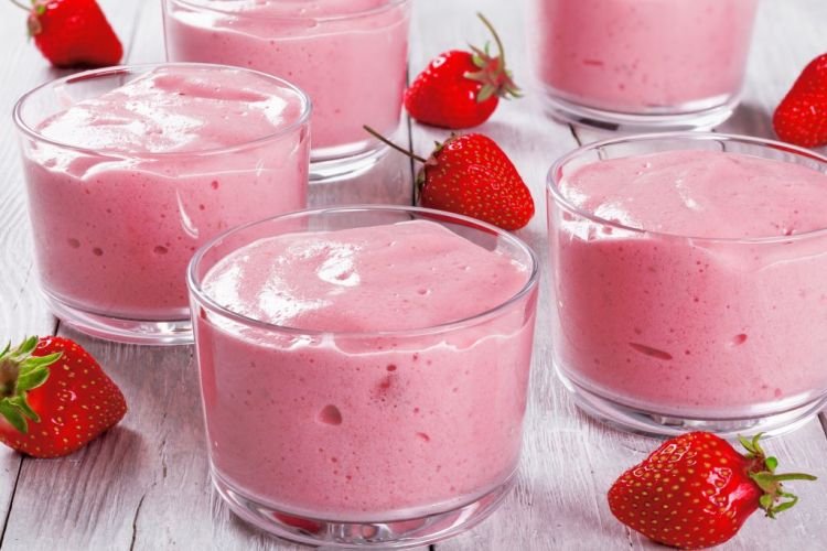Quark-Beeren-Mousse
