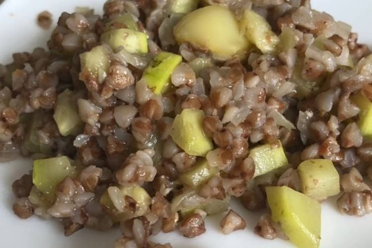 Buckwheat with Zucchini