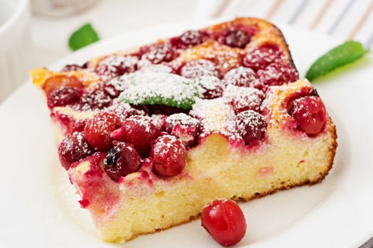Couscous Casserole with Berries