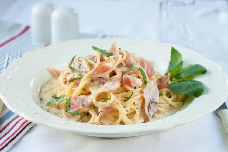 Carbonara con tocino