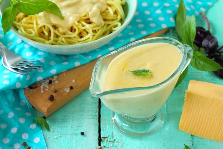 Salsa de queso para espaguetis