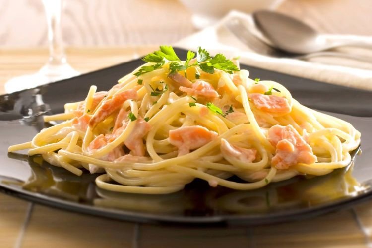 Salsa de pescado para espaguetis
