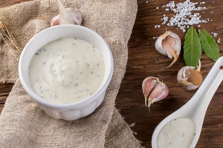 Salsa de ajo para espaguetis