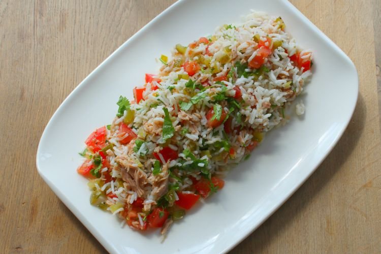 Reis mit Thunfisch und Gemüse
