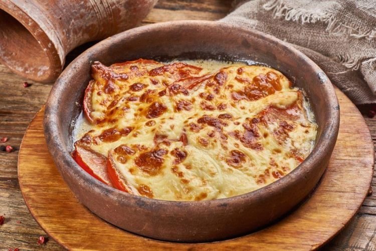 Baked Suluguni with Tomatoes