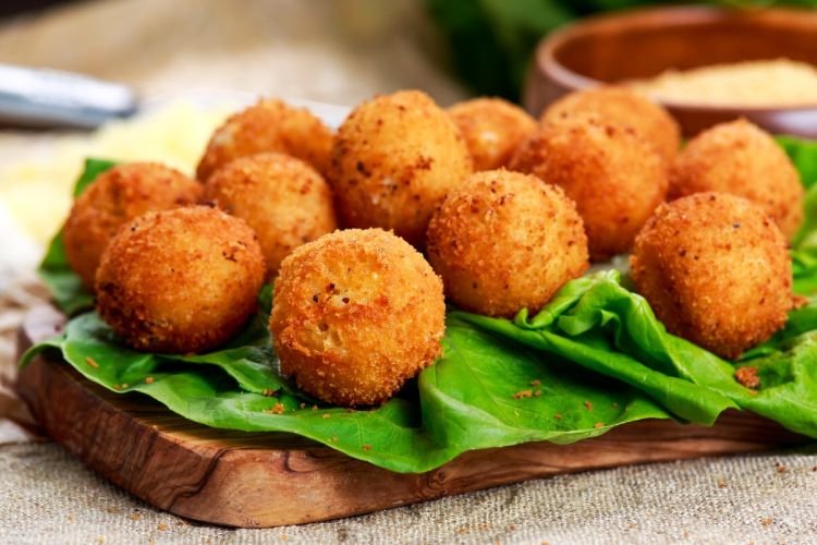 Cottage Cheese Balls with Mozzarella