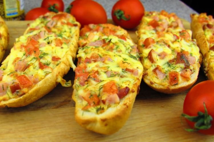 Mini Baguette Pizzas