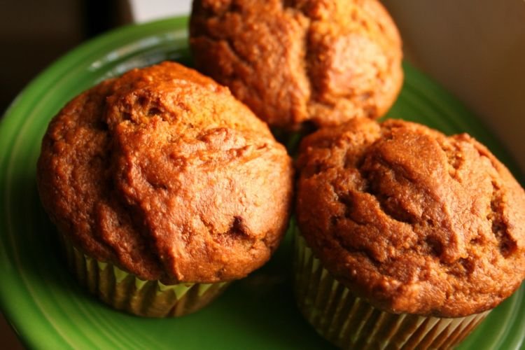 Süßkartoffel-Muffins mit Feta