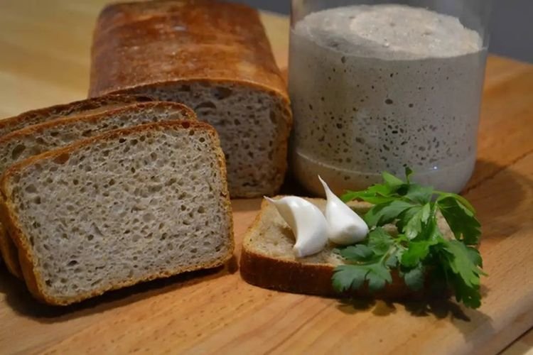 Green Tea Sourdough Starter for Bread