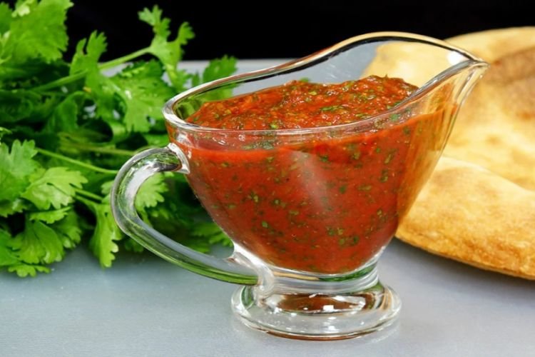 Tomatensauce mit Kräutern