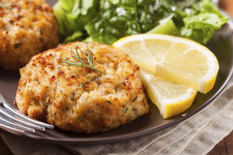 Albóndigas de gallineta nórdica con salmón