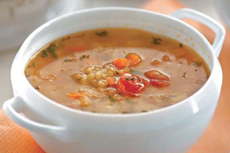 Tomatensuppe mit Quinoa