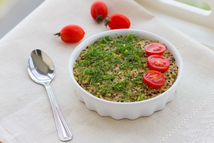 Auflauf mit Quinoa und Hackfleisch