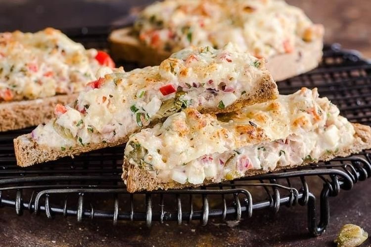 Sándwiches italianos de atún