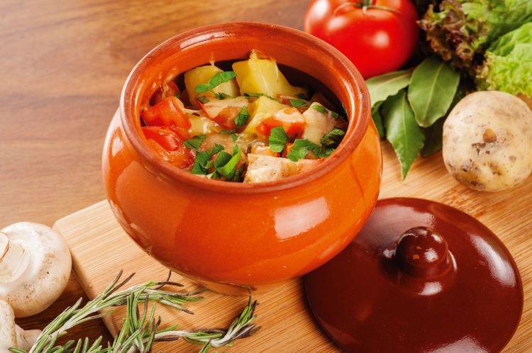 Chicken, Bell Pepper, Potato, and Tomato Pot Roast