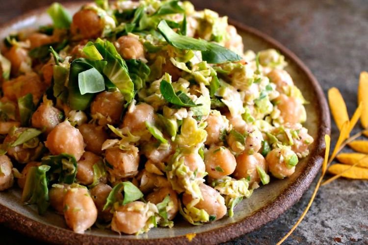 Chicken and Chickpea Salad