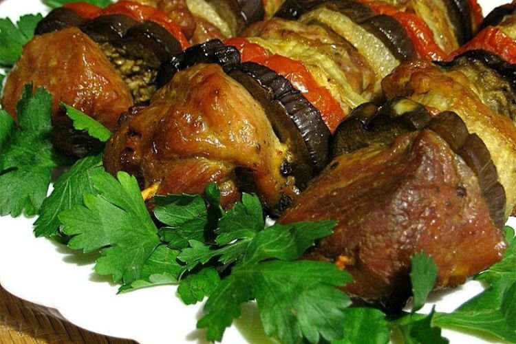 Schaschlik mit Auberginen