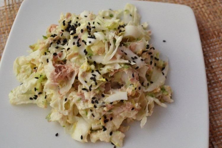 Salat mit Thunfisch und Daikon
