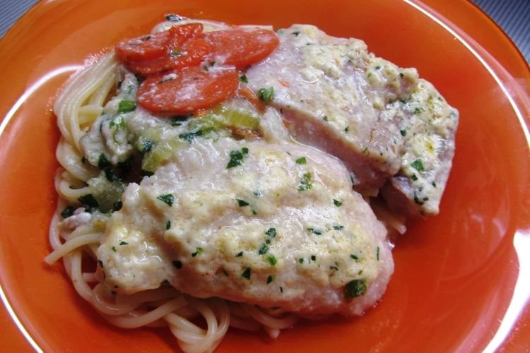 Pangasius mit Gemüse in Sauerrahm