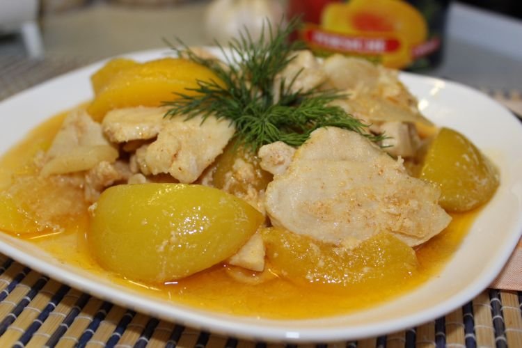 Pangasius mit Pfirsichen und Honig