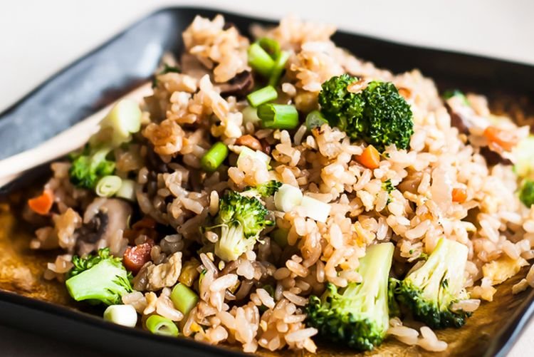 Arroz con champiñones y verduras
