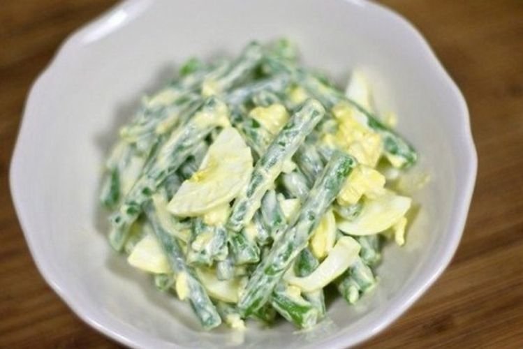 Salat aus grünen Bohnen mit Ei