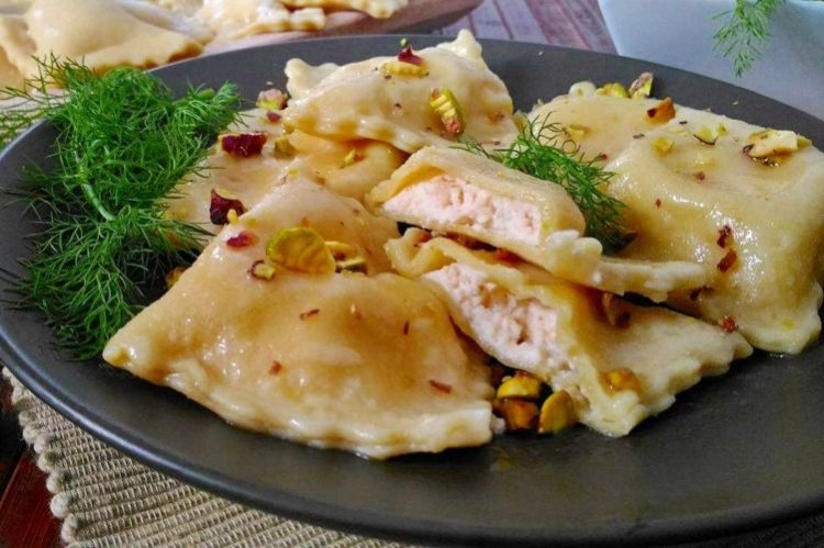 Ravioles de palitos de cangrejo