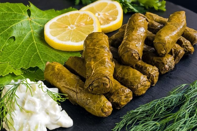 Dolma con frijoles