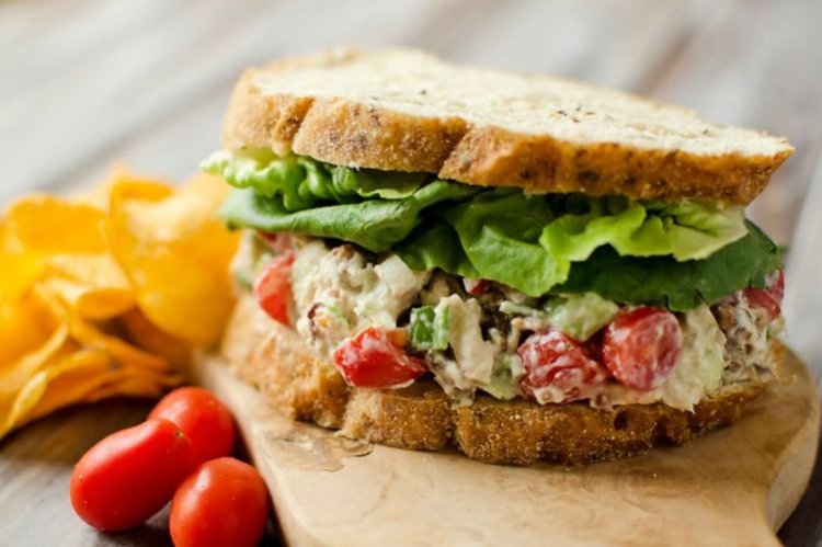 Panini mit Jägerwürstchen