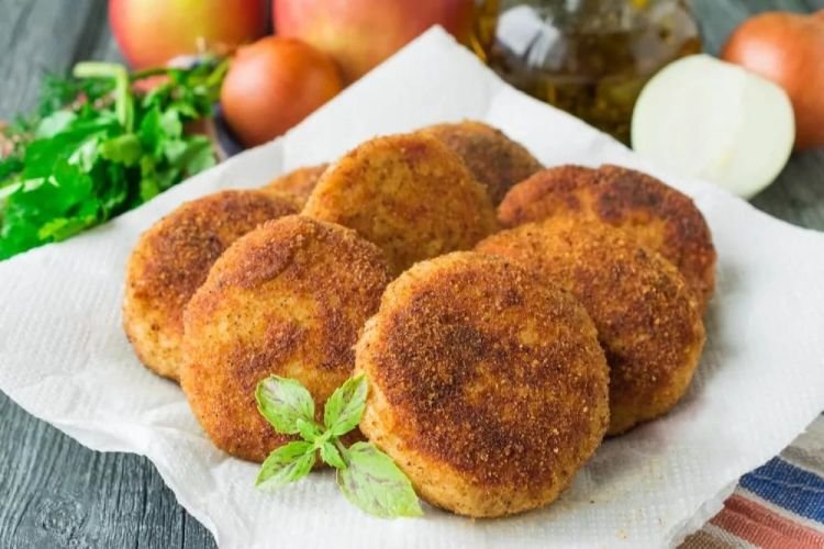 Cutlets with Semolina