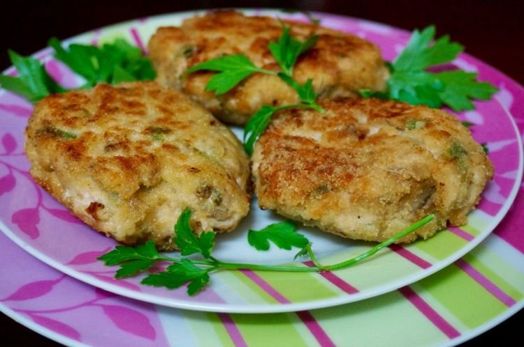 Cutlets with Mushrooms