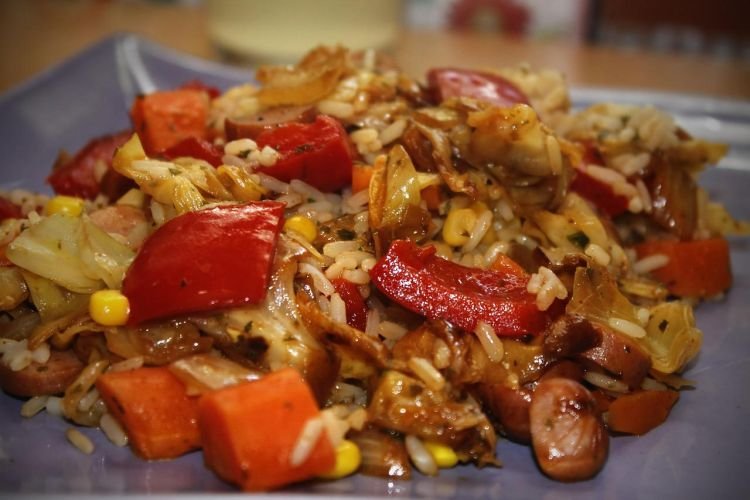 Gebratener Reis mit Wurst
