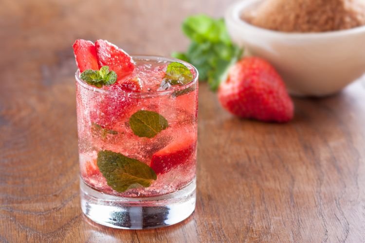 Erdbeer-Mojito