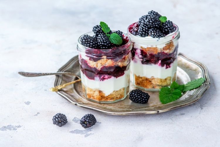 Trifle with Mascarpone and Fruits