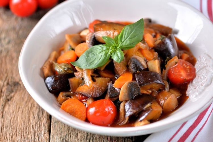 Stewed Eggplant with Vegetables