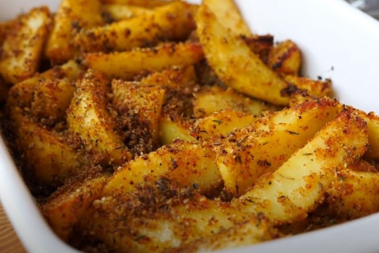 Baked Potatoes in Breadcrumbs