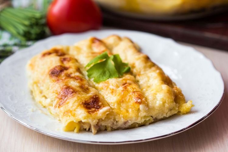 Cannelloni mit Gemüse und Adygei-Käse