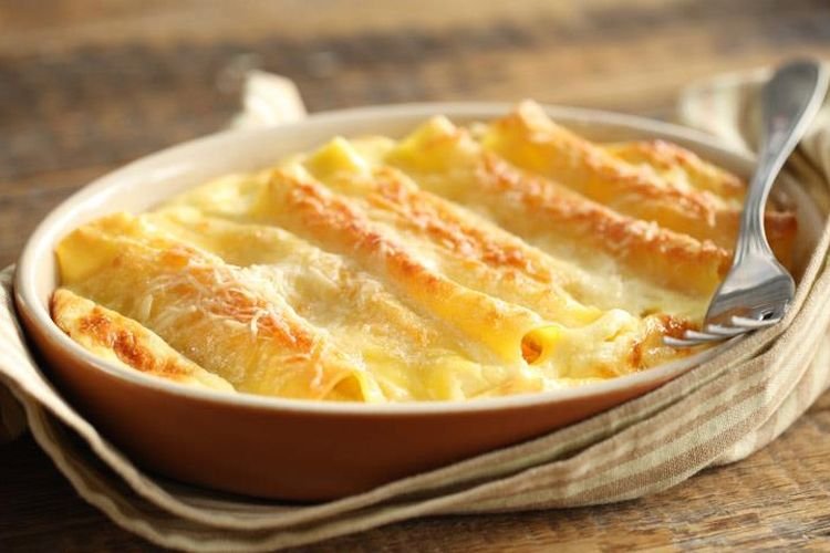 Cannelloni mit Hähnchen in Sahnesauce