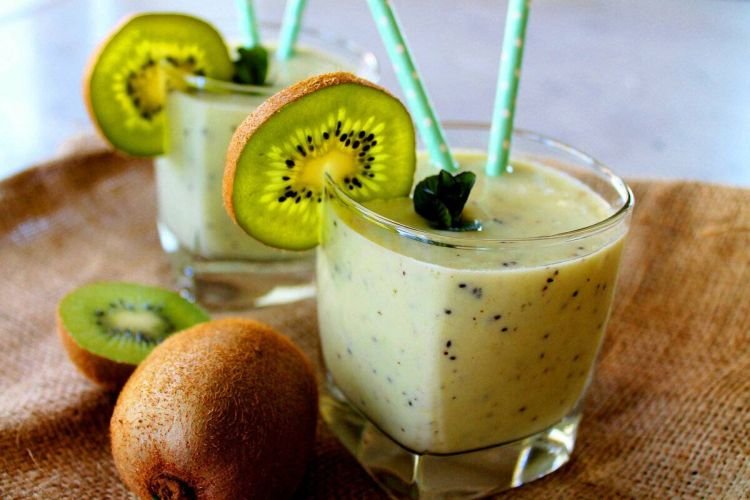 Milchshake mit Kiwi