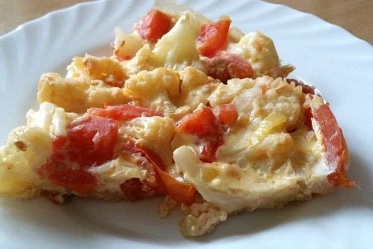 Rührei mit Tomaten und Blumenkohl