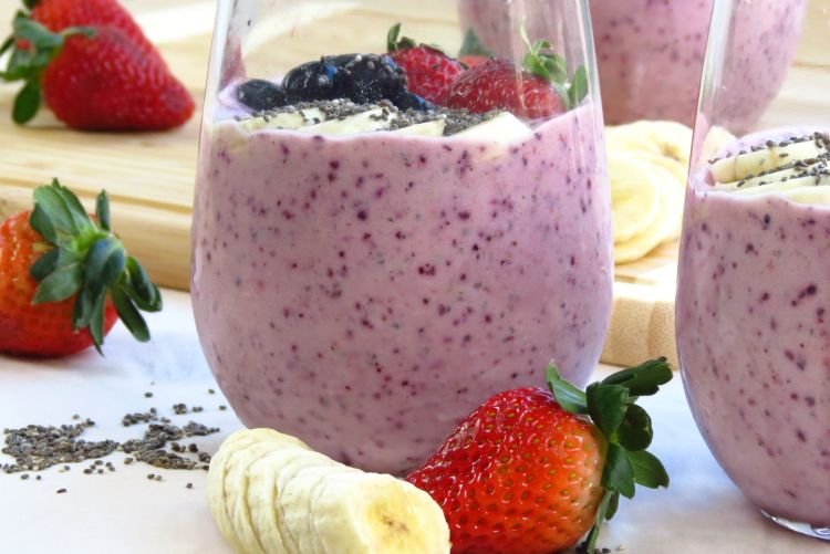 Banana and Chia Seed Smoothie