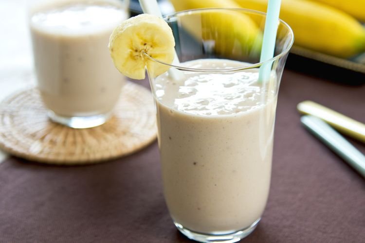 Banana and Apple Smoothie