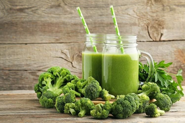 Banana and Broccoli Smoothie