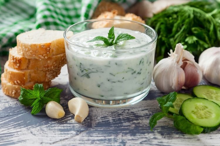 Joghurtsauce für Schaschlik