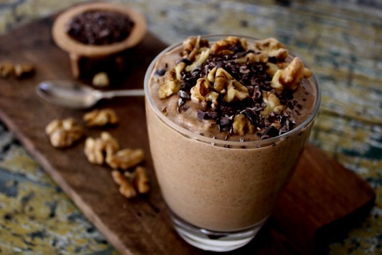 Protein-Shake mit Walnüssen
