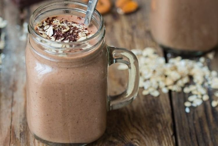 Protein-Shake mit Haferflocken