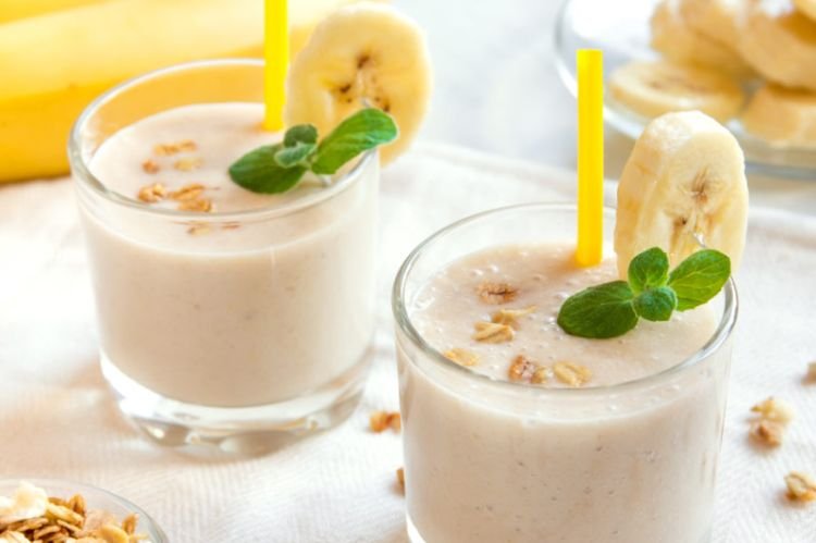 Protein-Shake mit Milch
